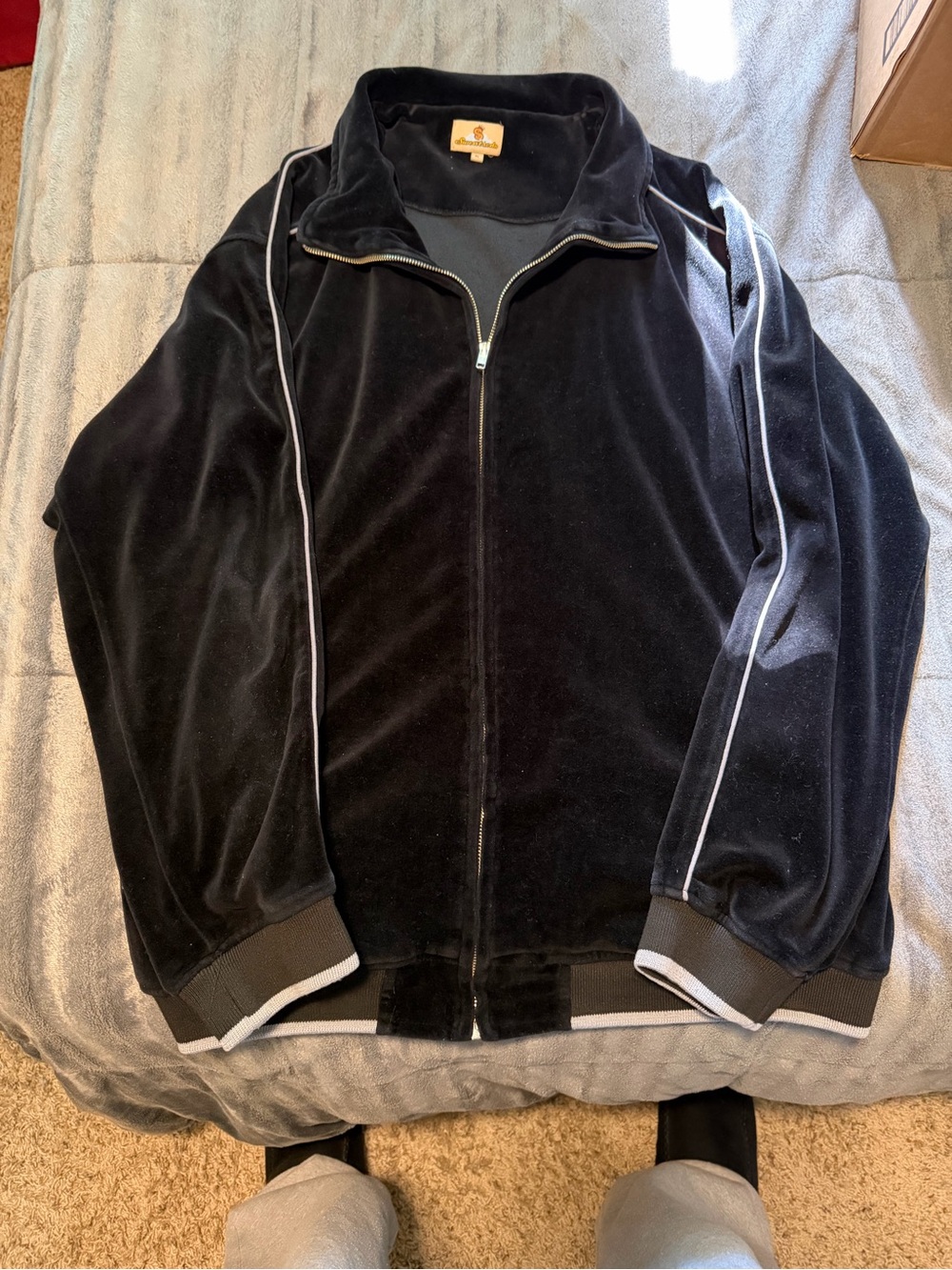 Classic Black Velour Zip-Up Track Jacket - Unbranded